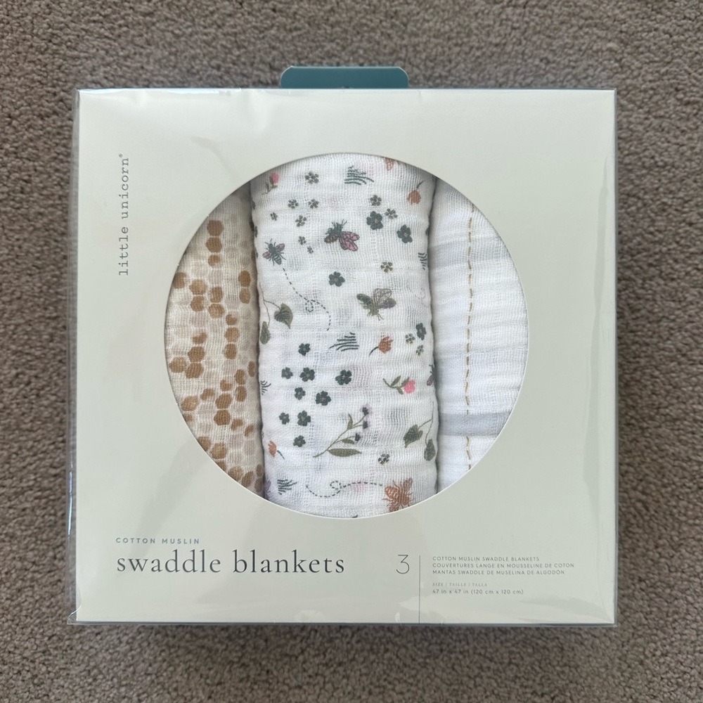 Little Unicorn Swaddle Blankets Set